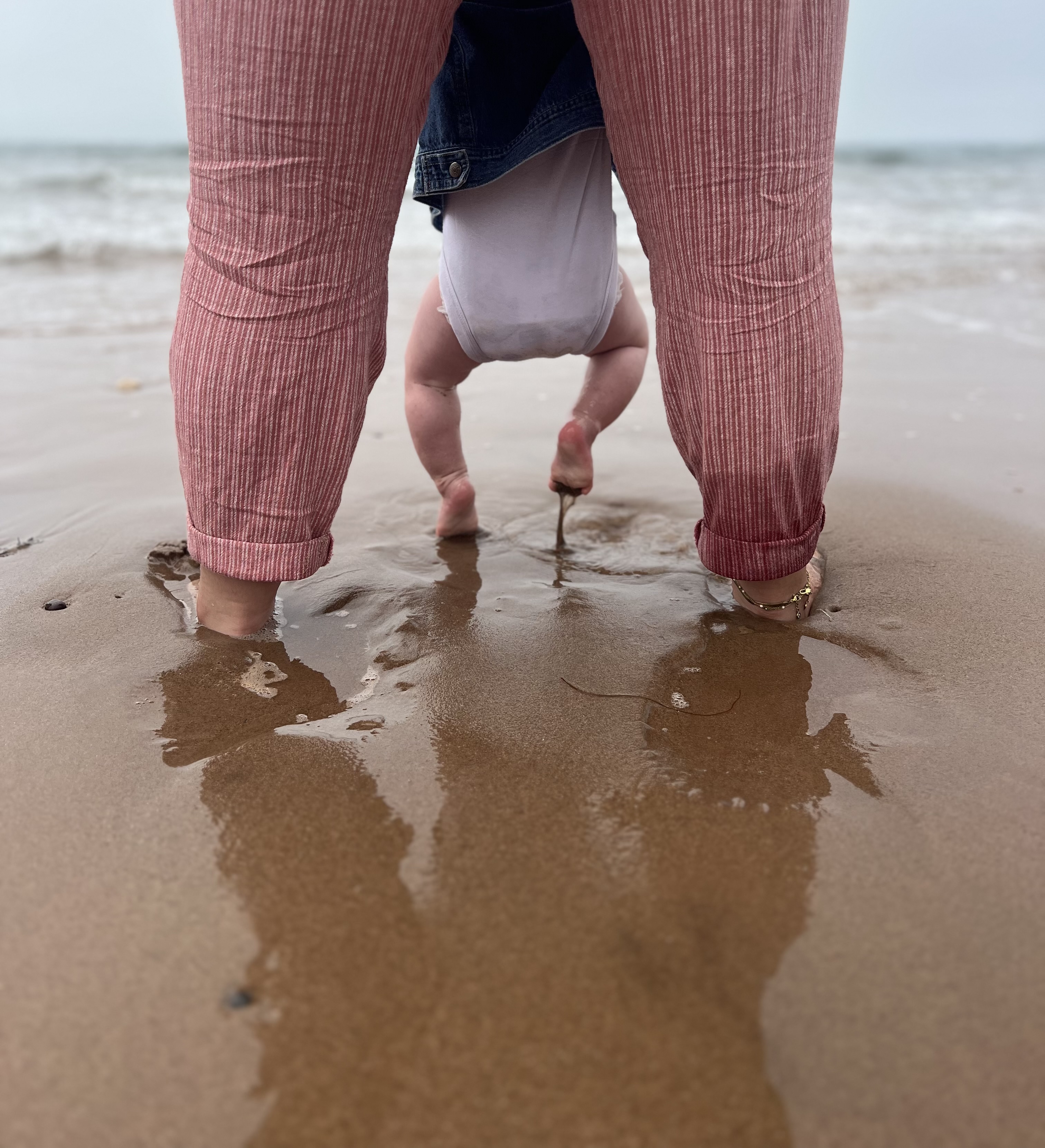NEW Beach Babes 0-12m TUES 11-12pm